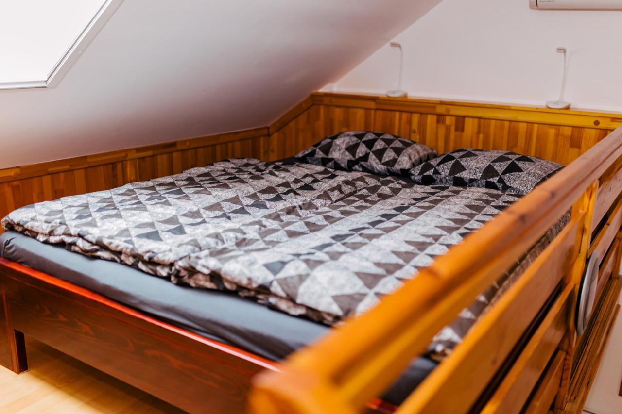 Niki Apartman Gyula Luaran gambar
