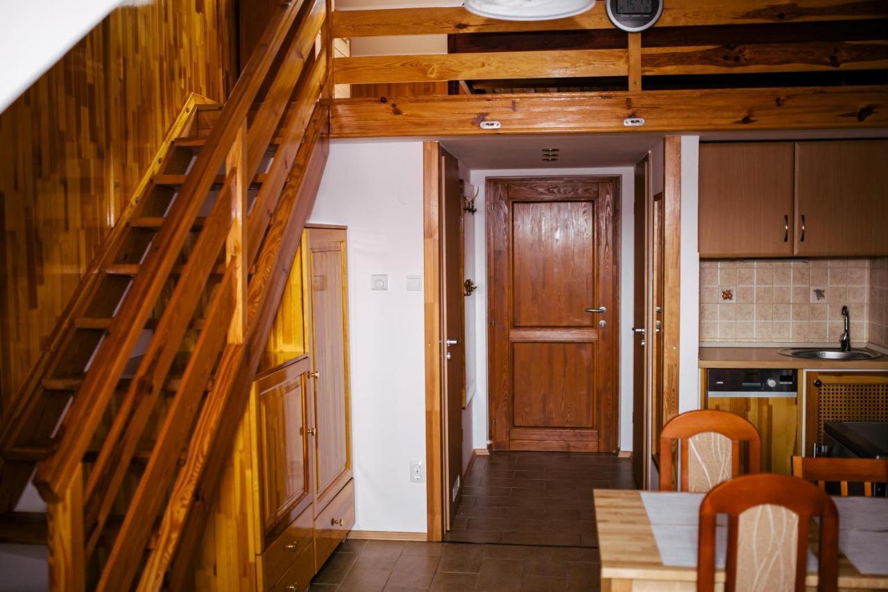 Niki Apartman Gyula Luaran gambar